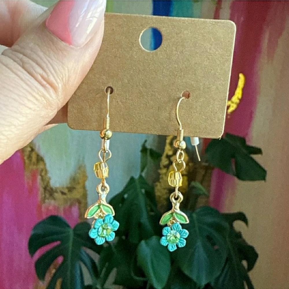 NWT! Gold and Blue Dainty Floral Dangle Earrings